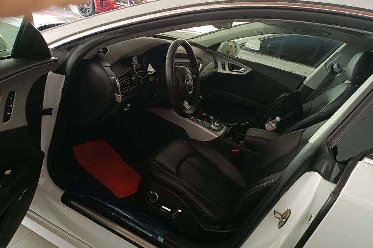 Used Audi A7 2016 40 TFSI quattro Technology Edition Driver Seat