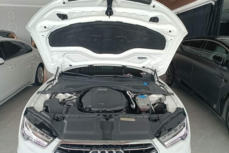 Used Audi A7 2016 40 TFSI quattro Technology Edition Engine Bay