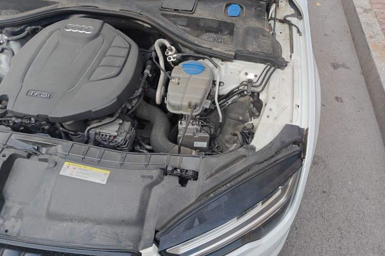 Used Audi A7 2016 35 TFSI Fashion Model Engine Bay Left