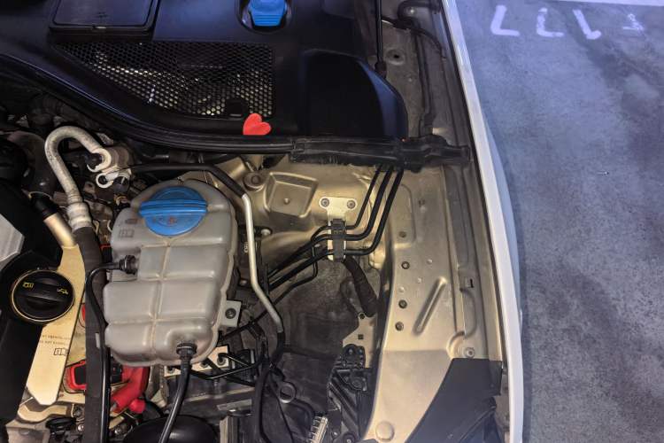 Used Audi A7 2016 50 TFSI quattro Comfort Model Engine Bay Left