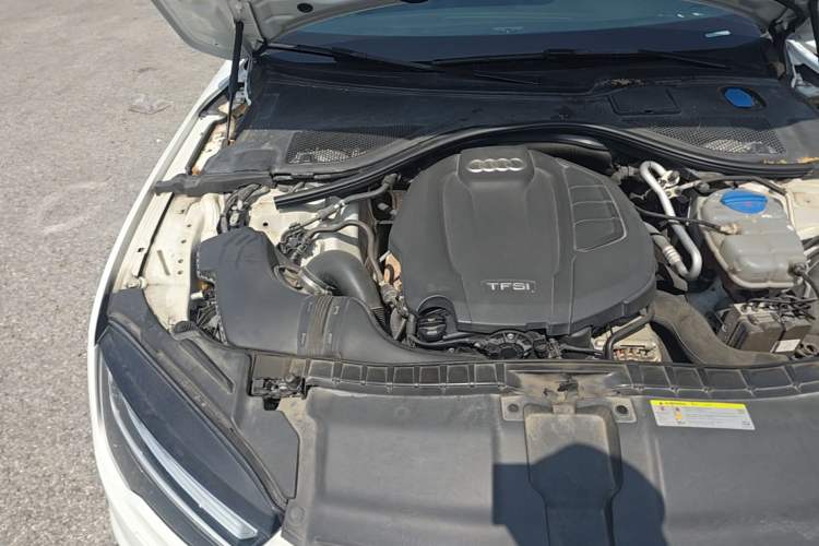 Used Audi A7 2016 40 TFSI quattro Technology Edition Engine Bay Right