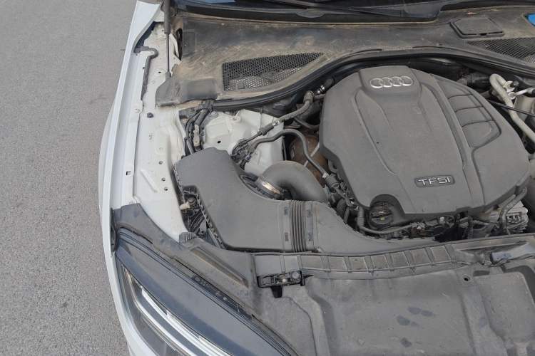Used Audi A7 2016 35 TFSI Fashion Model Engine Bay Right