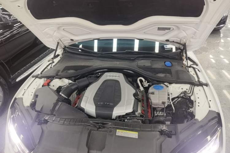 Used Audi A7 2016 50 TFSI quattro Comfort Model Engine Bay