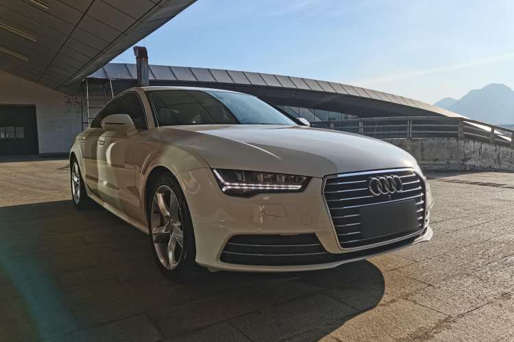 Used Audi A7 2016 40 TFSI Ambition Edition Front Right 45 Deg