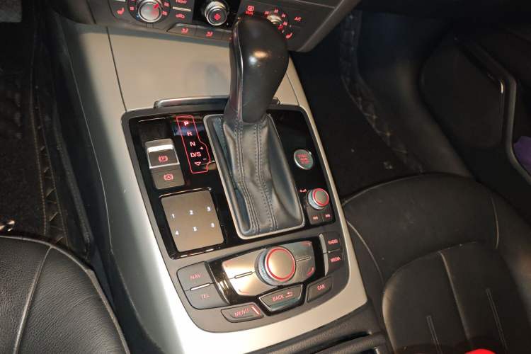 Used Audi A7 2016 40 TFSI Ambition Edition Gear Lever