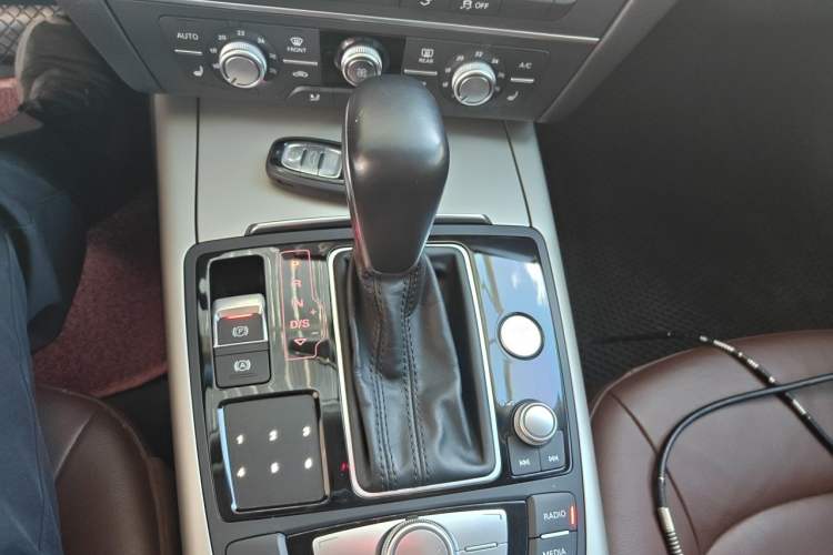 Used Audi A7 2016 40 TFSI Ambition Edition Gear Lever