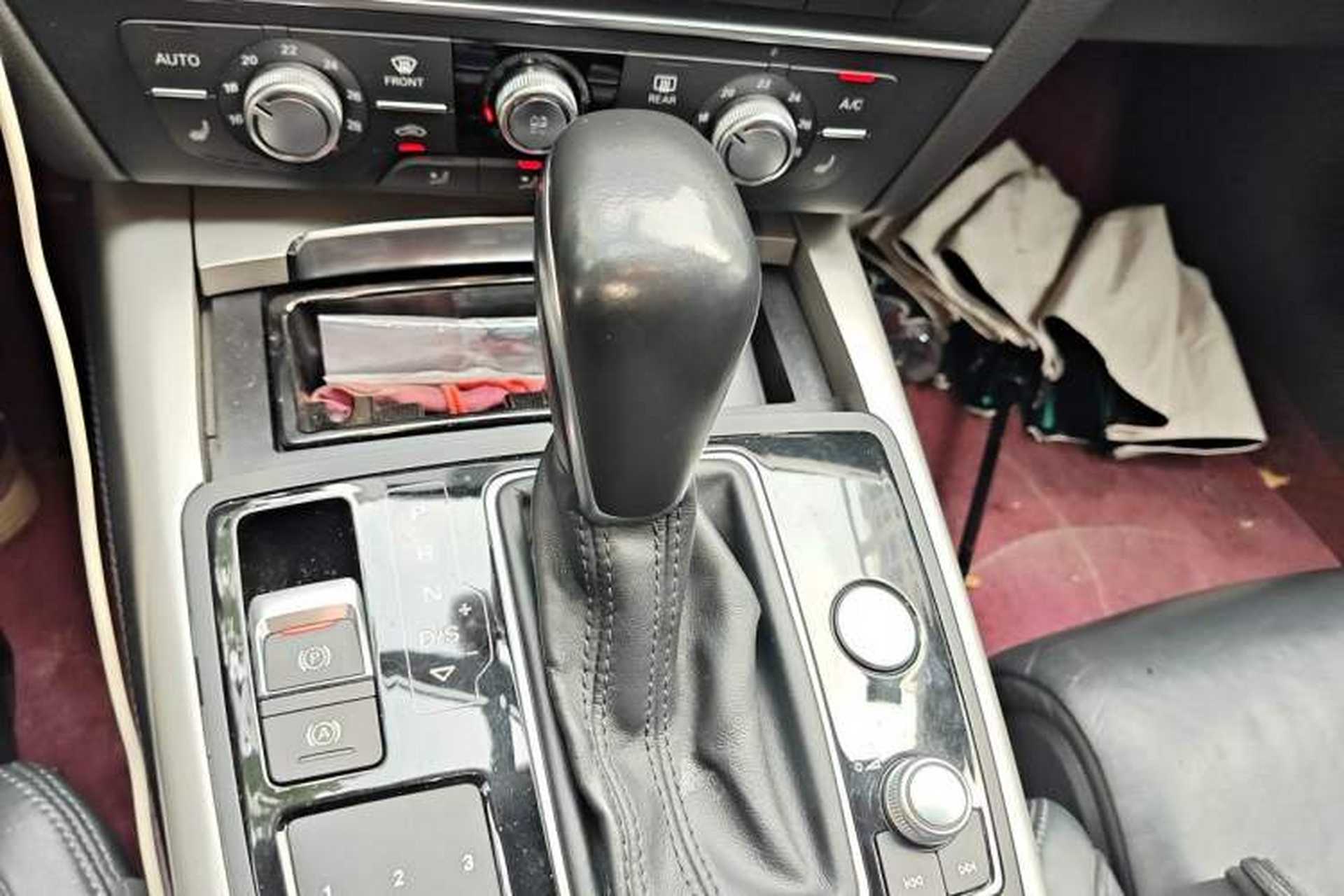 Used Audi A7 2016 40 TFSI quattro Technology Edition Gear Lever