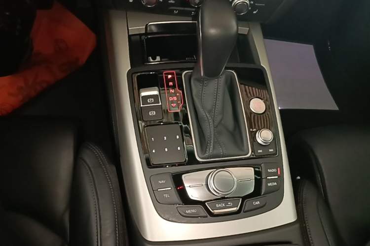 Used Audi A7 2016 40 TFSI quattro Technology Edition Gear Lever
