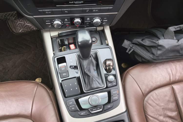 Used Audi A7 2016 40 TFSI Ambition Edition Gear Lever