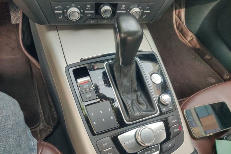 Used Audi A7 2016 40 TFSI Ambition Edition Gear Lever
