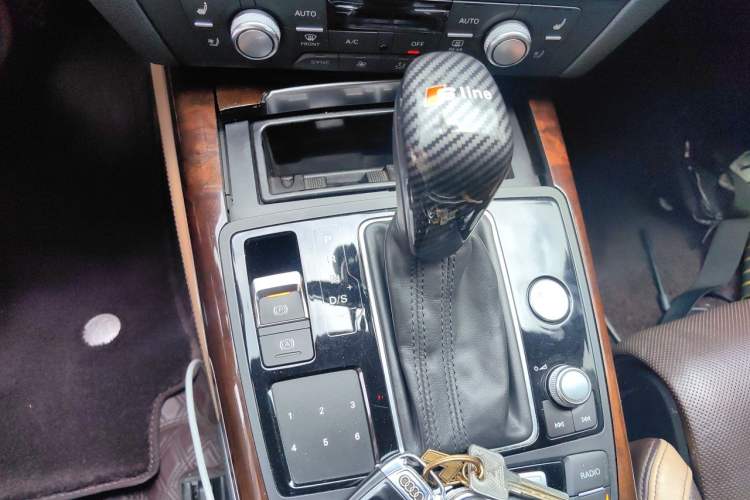 Used Audi A7 2016 50 TFSI quattro Comfort Model Gear Lever