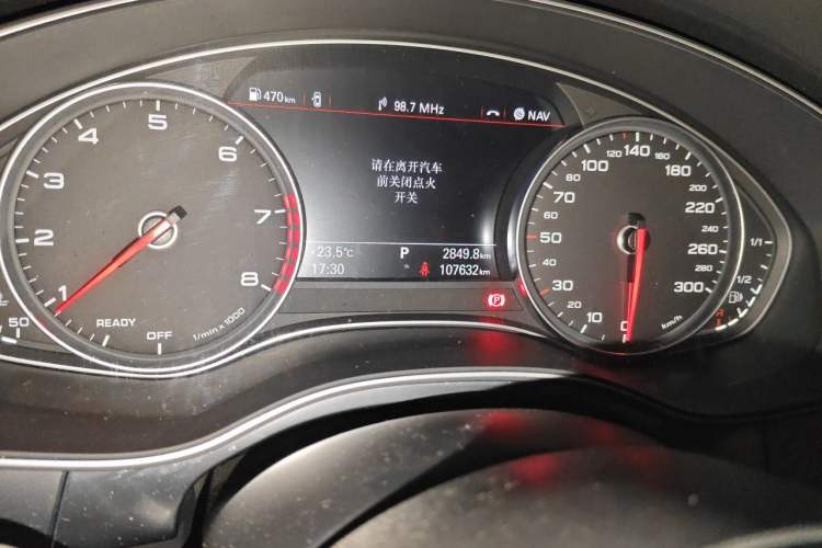Used Audi A7 2016 40 TFSI Ambition Edition Odometer Close Up