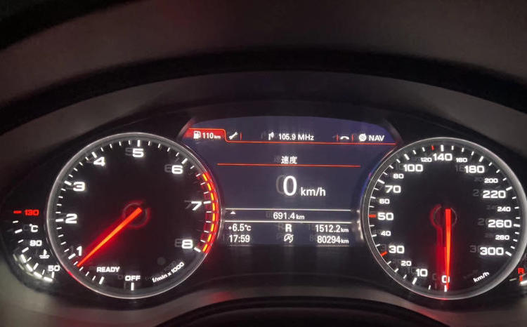 Used Audi A7 2016 50 TFSI quattro Comfort Model Odometer Close Up