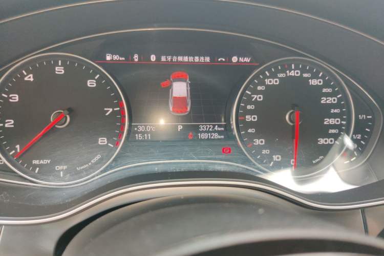 Used Audi A7 2016 40 TFSI Ambition Edition Odometer Close Up