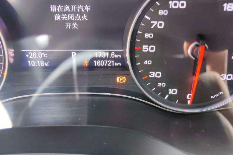 Used Audi A7 2016 50 TFSI quattro Comfort Model Odometer Close Up
