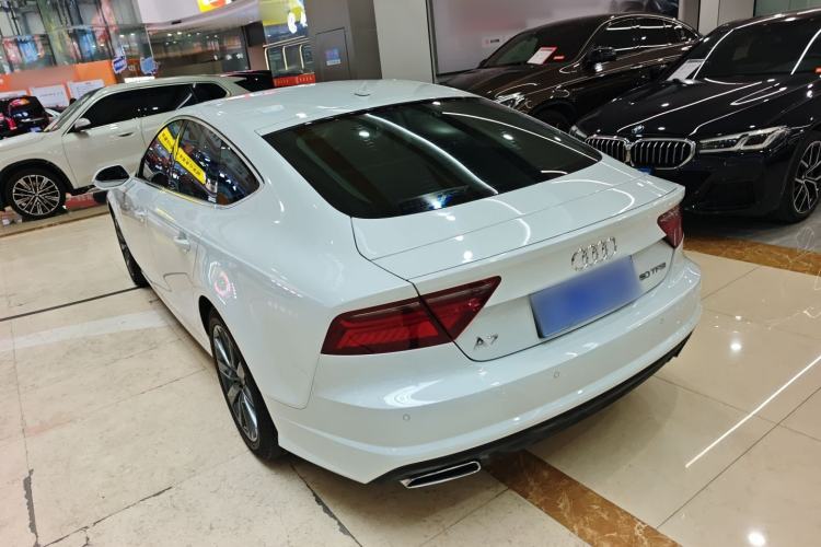 Used Audi A7 2016 35 TFSI Fashion Model Rear Left 45 Deg