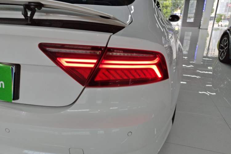 Used Audi A7 2016 35 TFSI Fashion Model Right Rear Taillight
