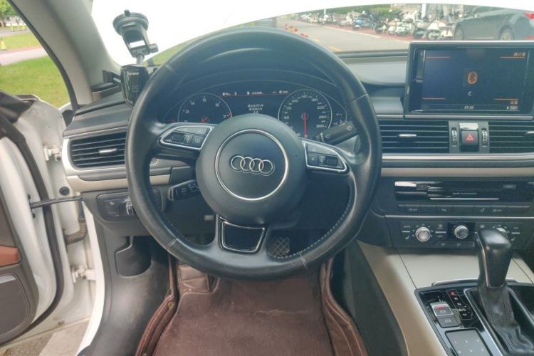 Used Audi A7 2016 40 TFSI Ambition Edition Steering Wheel