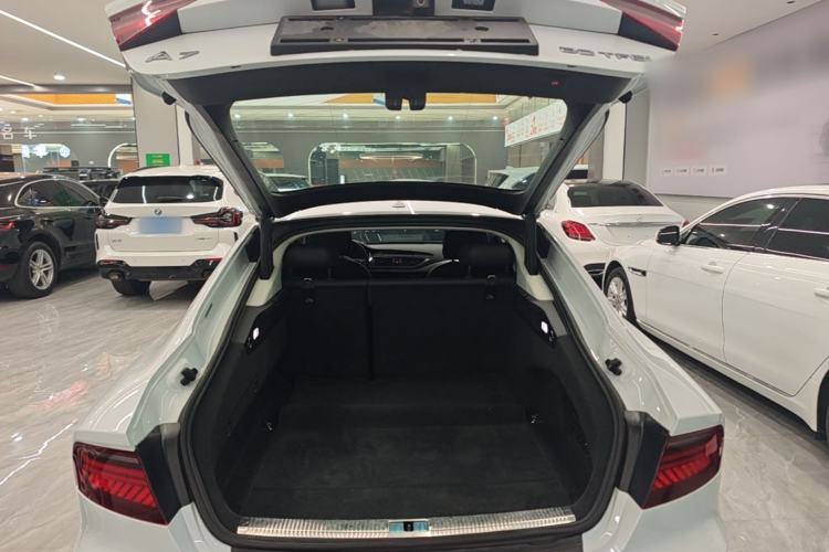 Used Audi A7 2016 35 TFSI Fashion Model Trunk