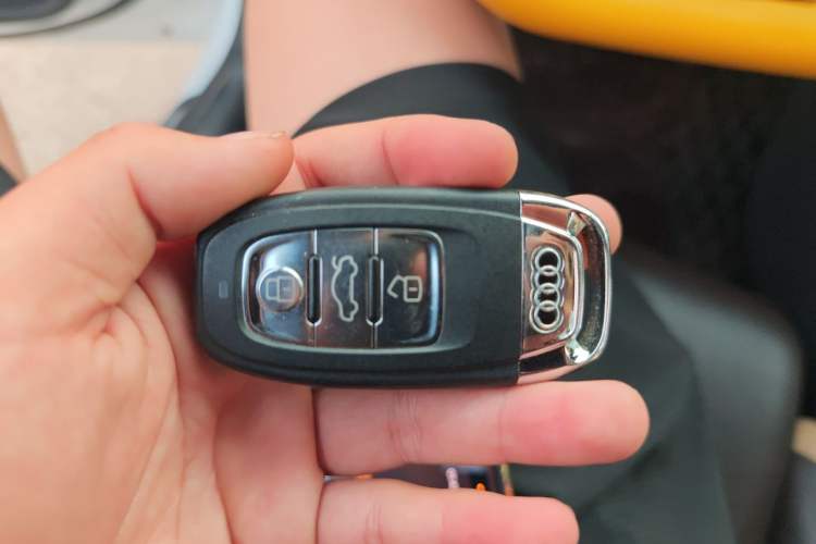 Used Audi A7 2016 50 TFSI quattro Comfort Model Vehicle Key