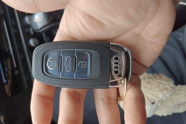 Used Audi A7 2016 35 TFSI Fashion Model Vehicle Key