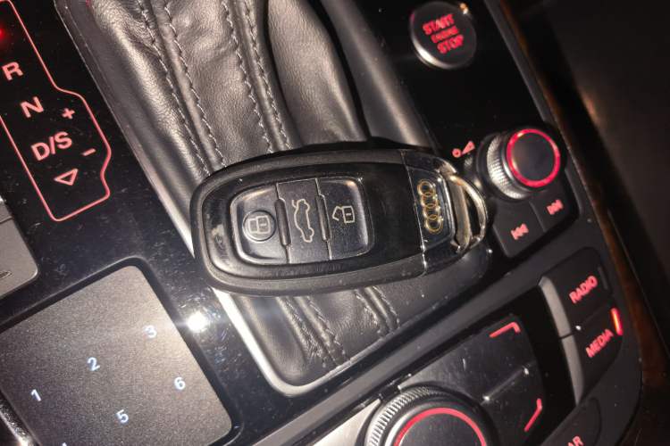 Used Audi A7 2016 50 TFSI quattro Comfort Model Vehicle Key