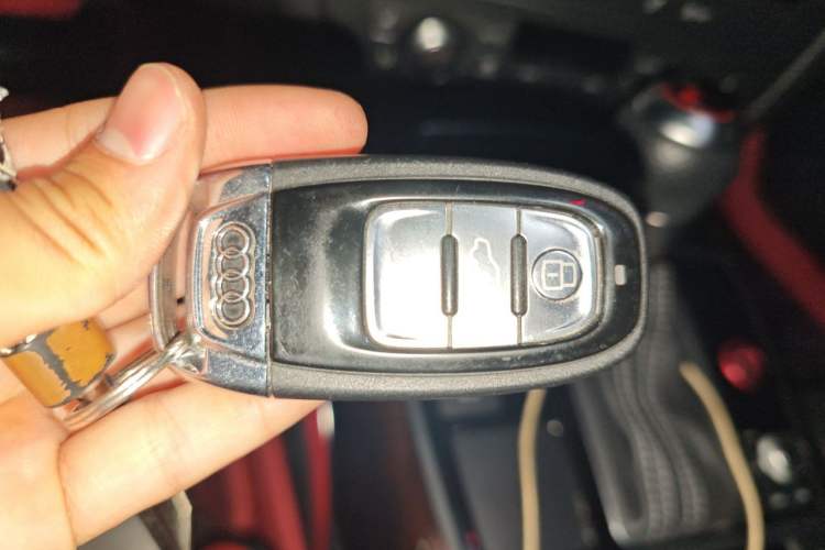 Used Audi A7 2016 50 TFSI quattro Comfort Model Vehicle Key