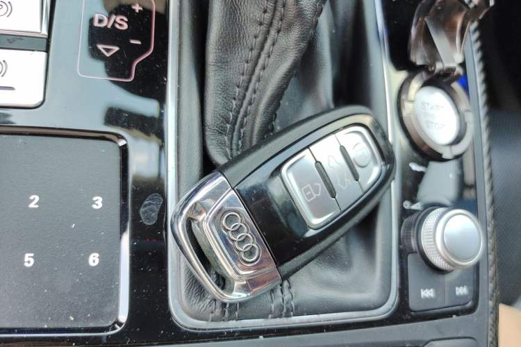 Used Audi A7 2016 50 TFSI quattro Comfort Model Vehicle Key