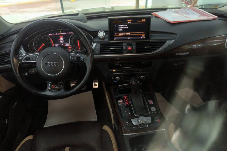 Used Audi A7 2016 50 TFSI quattro Comfort Model Center Console
