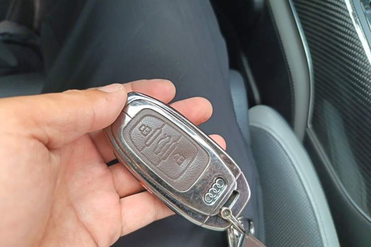 Used Audi A7 2016 50 TFSI quattro Comfort Model Vehicle Key