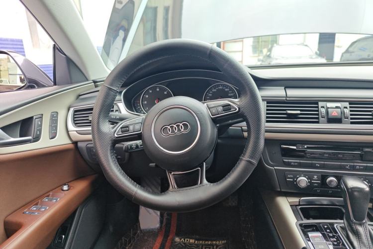 Used Audi A7 2017 35 TFSI Fashion Model Steering Wheel