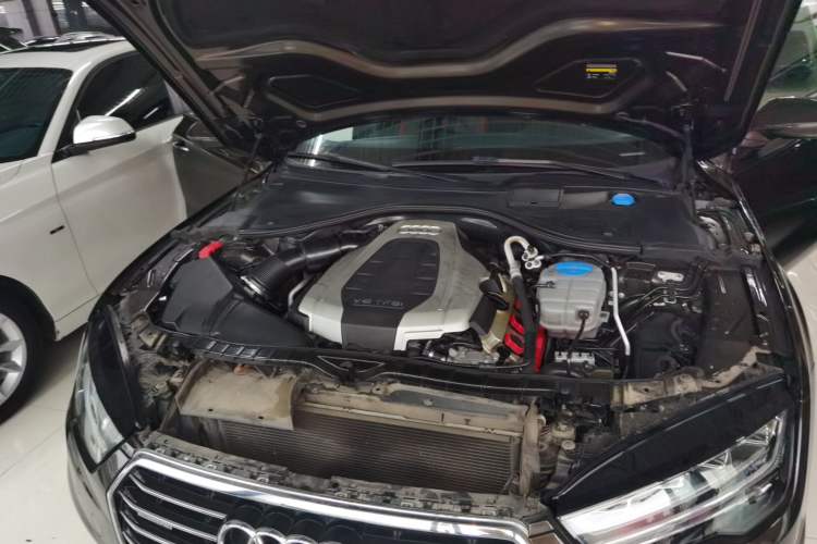 Used Audi A7 2017 50 TFSI quattro Comfort Model Engine Bay