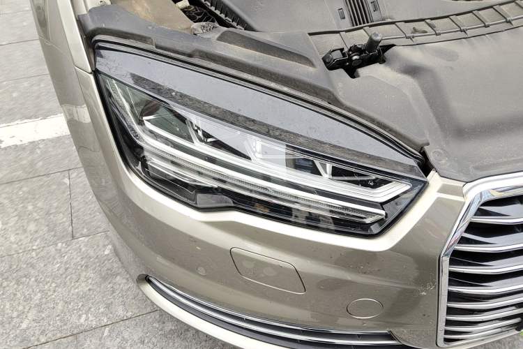 Used Audi A7 2017 35 TFSI Fashion Model Right Front Headlight