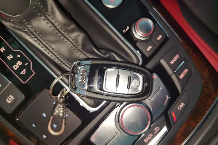 Used Audi A7 2017 50 TFSI quattro Comfort Model Vehicle Key