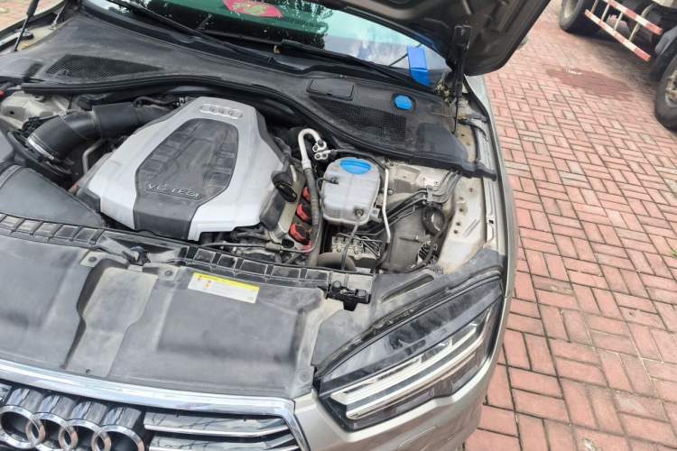 Used Audi A7 2017 50 TFSI quattro Comfort Model Engine Bay Left