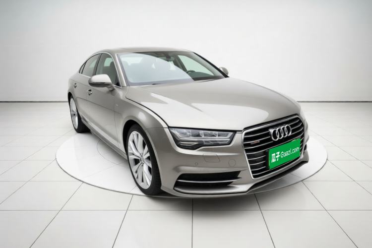 Used Audi A7 2017 50 TFSI quattro Comfort Model Front Right 45 Deg