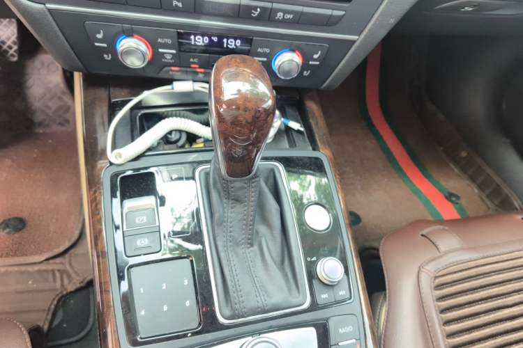 Used Audi A7 2017 50 TFSI quattro Comfort Model Gear Lever