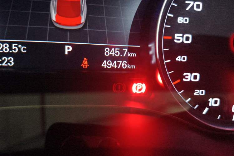 Used Audi A7 2017 40 TFSI Ambition Edition Odometer Close Up