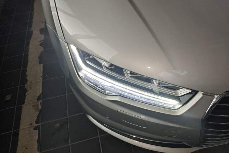 Used Audi A7 2017 40 TFSI Ambition Edition Right Front Headlight