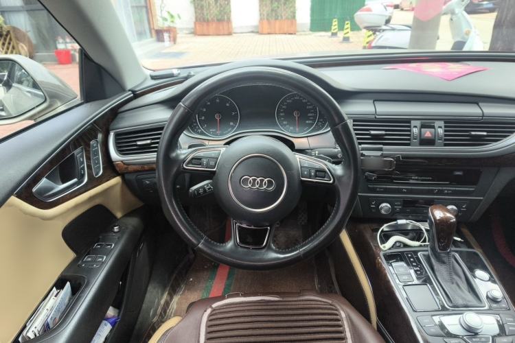 Used Audi A7 2017 50 TFSI quattro Comfort Model Steering Wheel