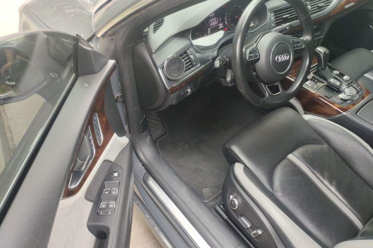 Used Audi A7 2017 50 TFSI quattro Comfort Model Driver Seat