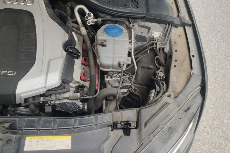 Used Audi A7 2017 50 TFSI quattro Comfort Model Engine Bay Left