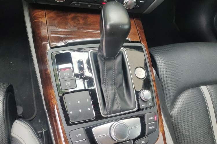 Used Audi A7 2017 50 TFSI quattro Comfort Model Gear Lever