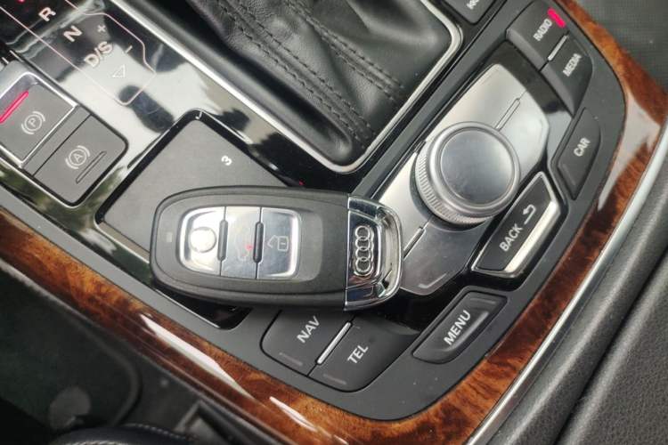 Used Audi A7 2017 50 TFSI quattro Comfort Model Vehicle Key