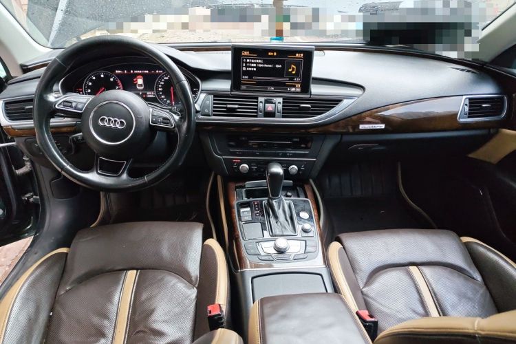 Used Audi A7 2017 50 TFSI quattro Comfort Model Center Console
