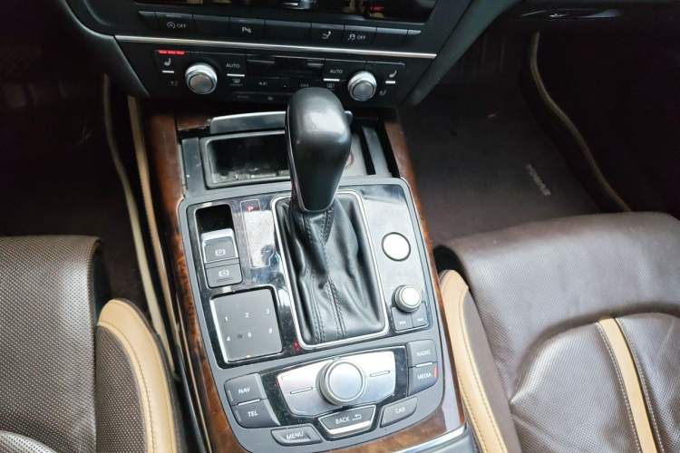 Used Audi A7 2017 50 TFSI quattro Comfort Model Gear Lever