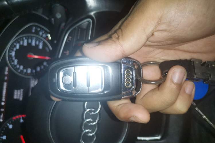 Used Audi A7 2017 50 TFSI quattro Comfort Model Vehicle Key