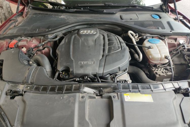 Used Audi A7 2017 35 TFSI Fashion Model Engine Bay