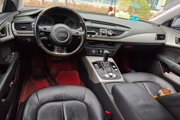 Used Audi A7 2017 40 TFSI Ambition Edition Center Console
