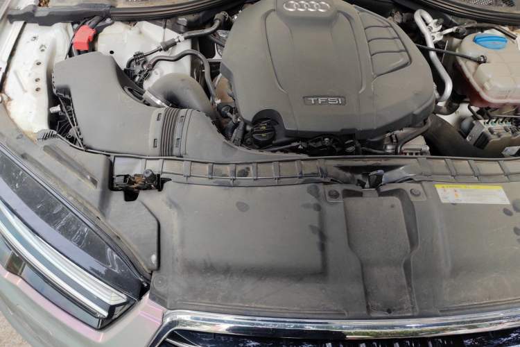 Used Audi A7 2017 35 TFSI Fashion Model Engine Bay Right